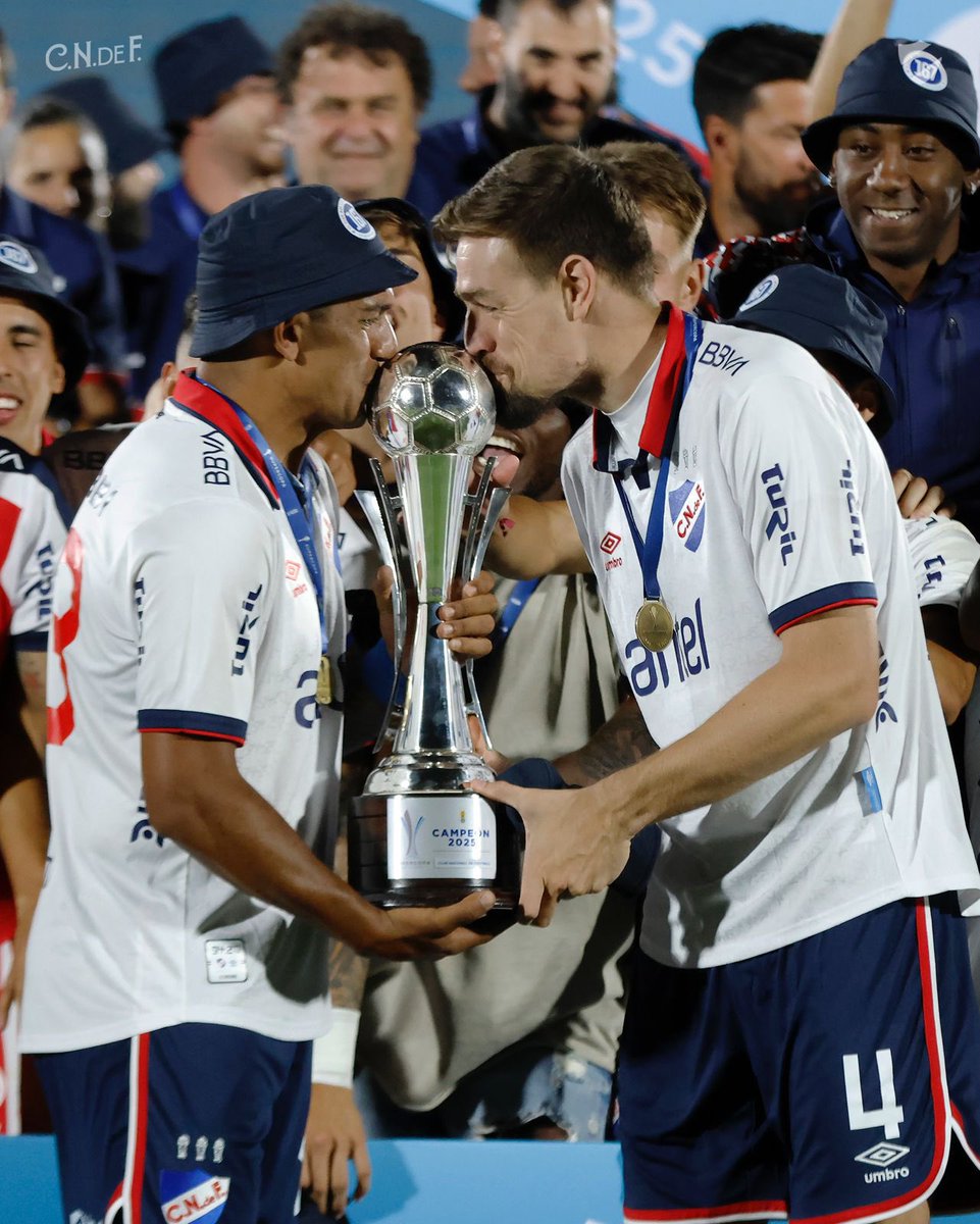 MILLONES DE BESOS A LA 🏆 167 😉💋