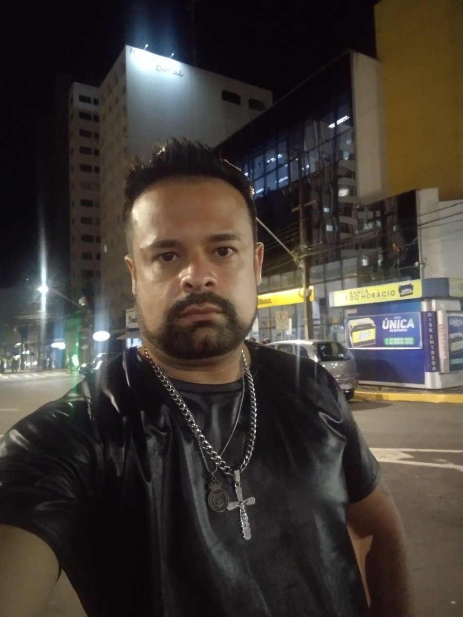 portugal_a40369's tweet image. O embaixador indo prestigiar o aniversário de Apucarana no Paraná com o show do roupa nova foi das galáxias 💥💥💥 
.
.
.
.
.
#show #prestigiar #evento #apucarana #parana #oembaixador