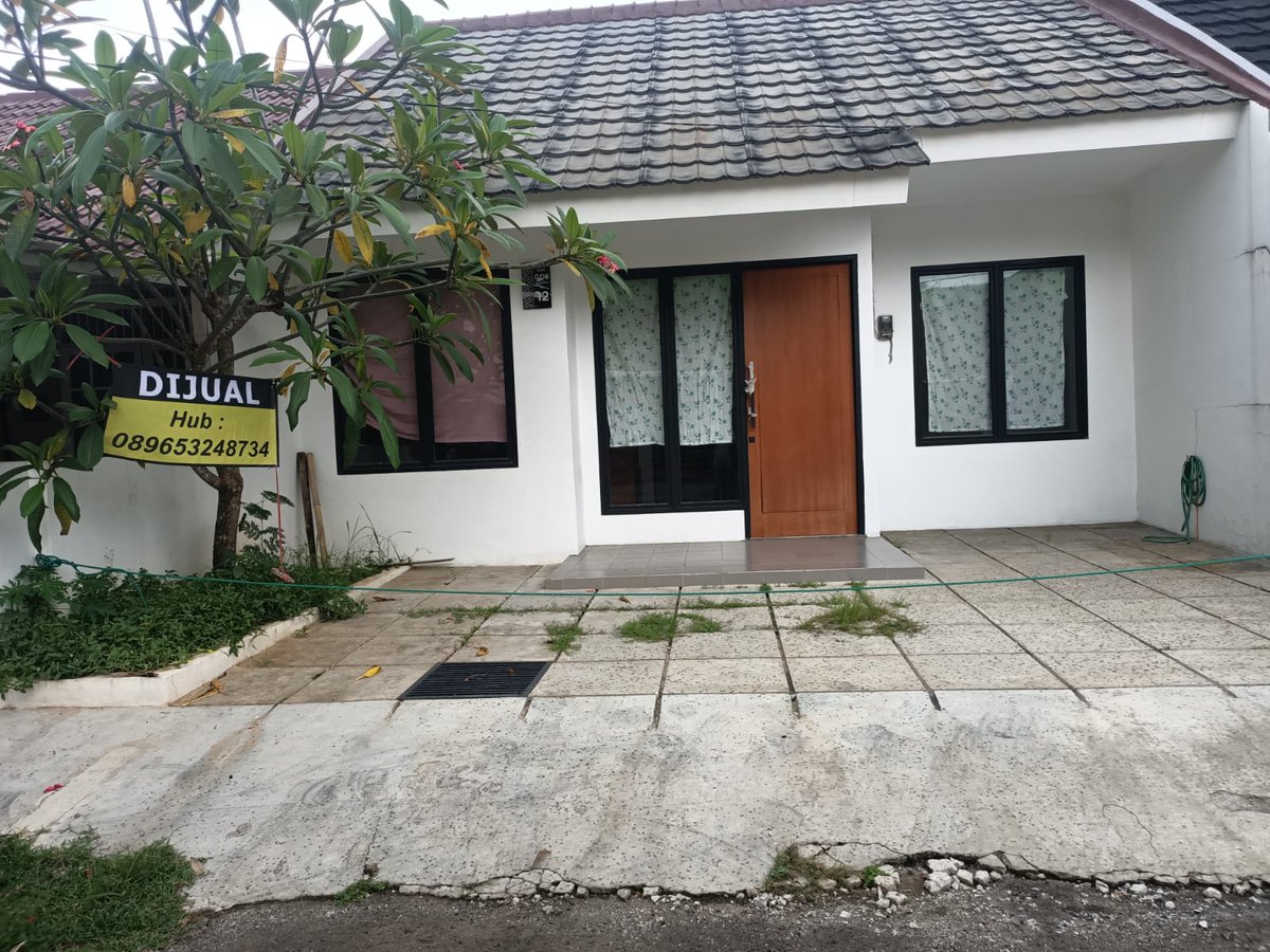 vlkres1122's tweet photo. Kini saatnya miliki hunian nyaman di lokasi strategis
Jual cepat, rumah di Kuricang, Bintaro
- Akses mudah ke pusat kota (dkt Sts KRL Pondok Ranji, Toll BSD-Pnd Indah)
- Fasilitas lengkap &amp; nyaman (Bintaro Plza)
Detail: https://t.co/qfY13HknEw

#umah #jual #tangsel PondokAren https://t.co/uSzERYrszt