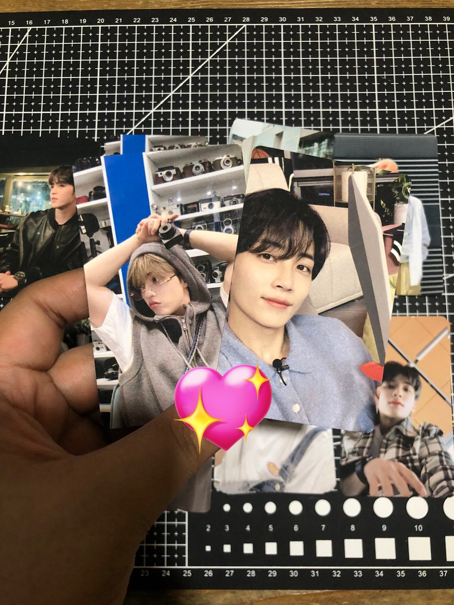 LalaliShop17's tweet photo. 𝓹𝓻𝓲𝓷𝓽𝓼 𝓫𝔂 𝓛𝓪𝓵𝓪𝓵𝓲~ 

#Lalali_prints 

Matte uncoated photocards for #SEVENTEEN_RIGHT_HERE_IN_BULACAN 
💎🍒🐰🦌🐯

💌DM us for more info 🌸

wts lfb lf printing service sticker photocard banners roundfan polaroid fanmade https://t.co/oROsC5SbV5