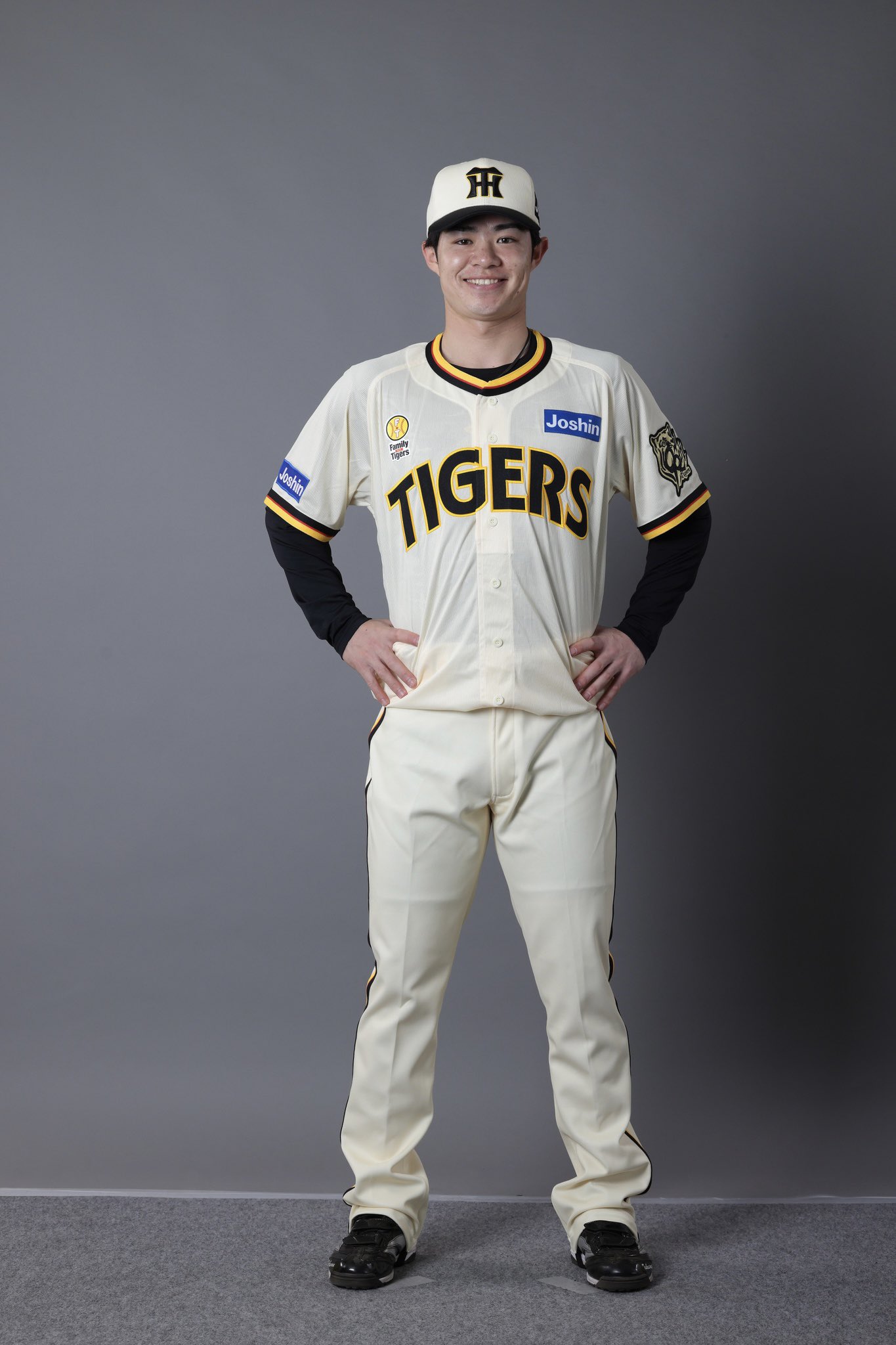 阪神タイガース Family with Tigers ユニフォーム 森下翔太 L 阪神タイガース Family with Tigers ユニフォーム 森下翔太 L