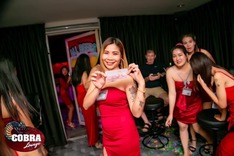 robbo411's tweet photo. "🎱 Looking for some Monday night fun? Join us at Cobra Lounge! Located in Pratumnak Soi 5, we've got one pool table, relaxed tunes, and a laid-back atmosphere. Come unwind with us and enjoy the company of our friendly staff.

https://t.co/5RoEfYmIkB

#CobraLounge #Pratumnak https://t.co/zUkaZvfPVD