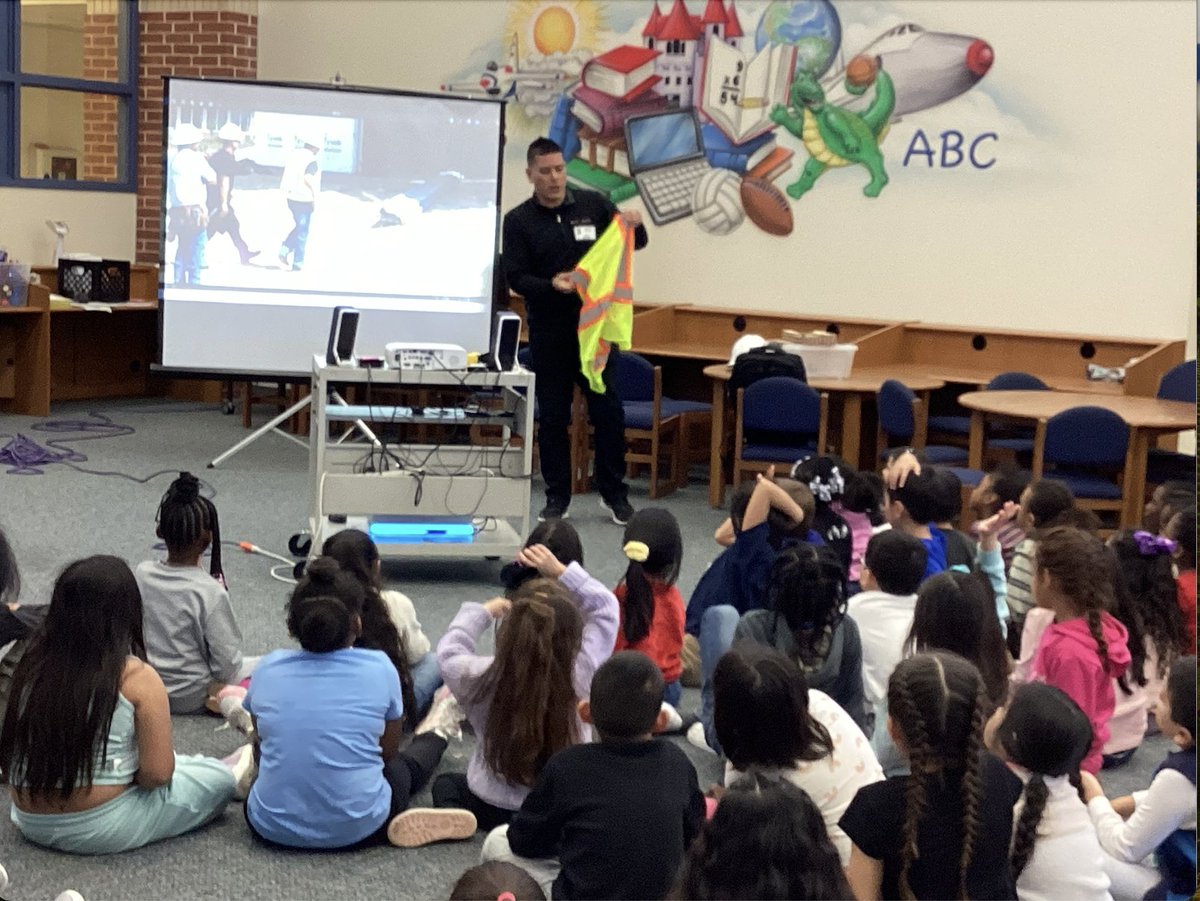 Thank you! Thank you! Thank you! to all of our wonderful career day presenters who shared their careers with our students last Friday. You are VERY appreciated! <a href="/GPISDCounseling/">GPISD Counselors</a> <a href="/CTEinGPISD/">CTE_GPISD</a>