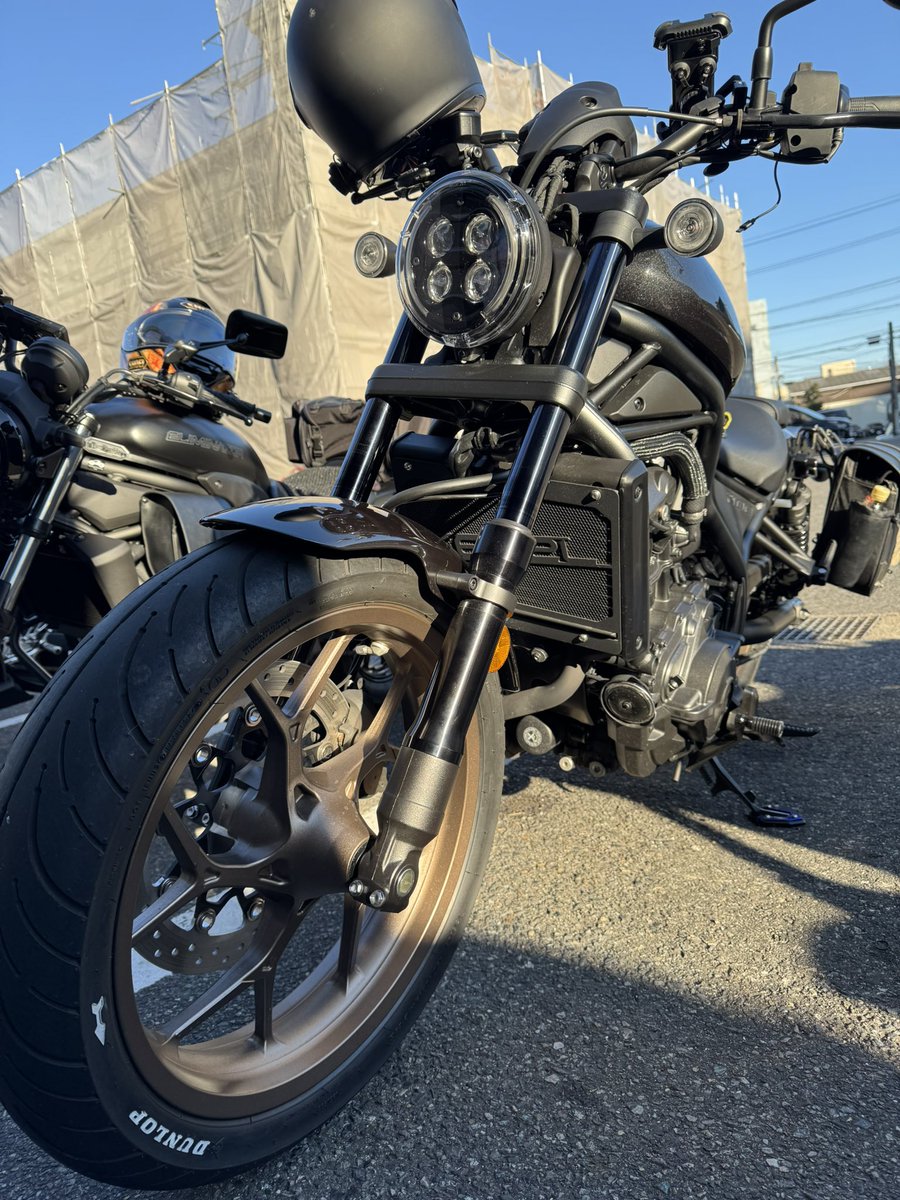 りなり tweet media