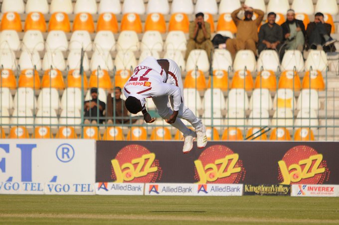Kevin Sinclair, You Beauty 🔥 WI defeat Pakistan after 35 years in PAK