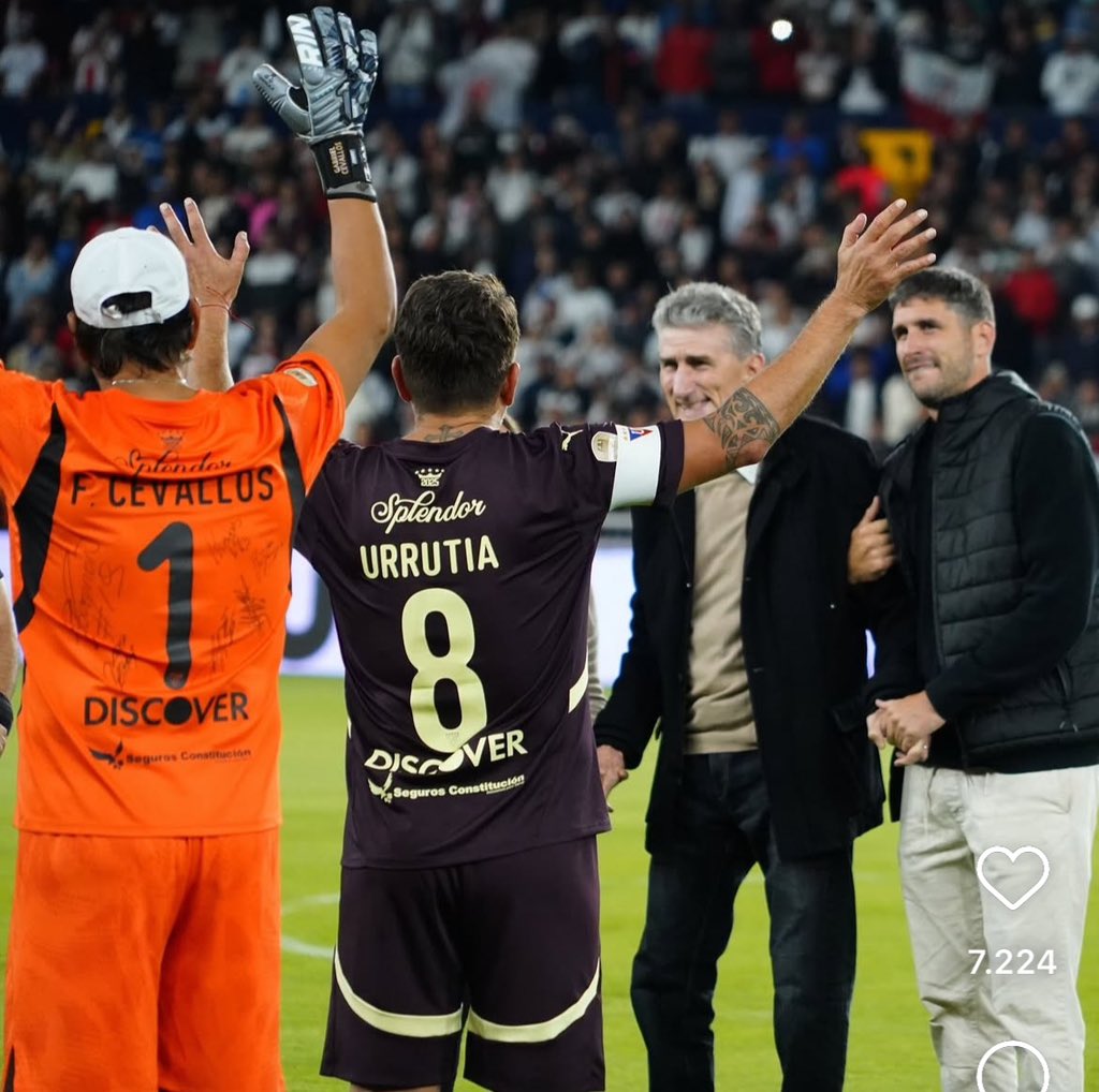PatoUrrutia8's tweet photo. Tal vez no nos recuerdes, pero nosotros jamás te olvidaremos ❤️⚽️🙏 https://t.co/MM0wELLpcp