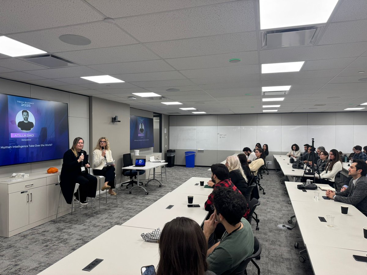 TC_TorontoBK's tweet photo. "Turks in Tech" held the "Tech Summit". 

The event provided an efficient venue to evaluate recent trends in technology, and role of Turkish tech communities in the global eco-system. 

"CTBC WoN", "SoTEAC" and "Canadian - Turkish IT Community" supported the event. https://t.co/ZTaickOovC