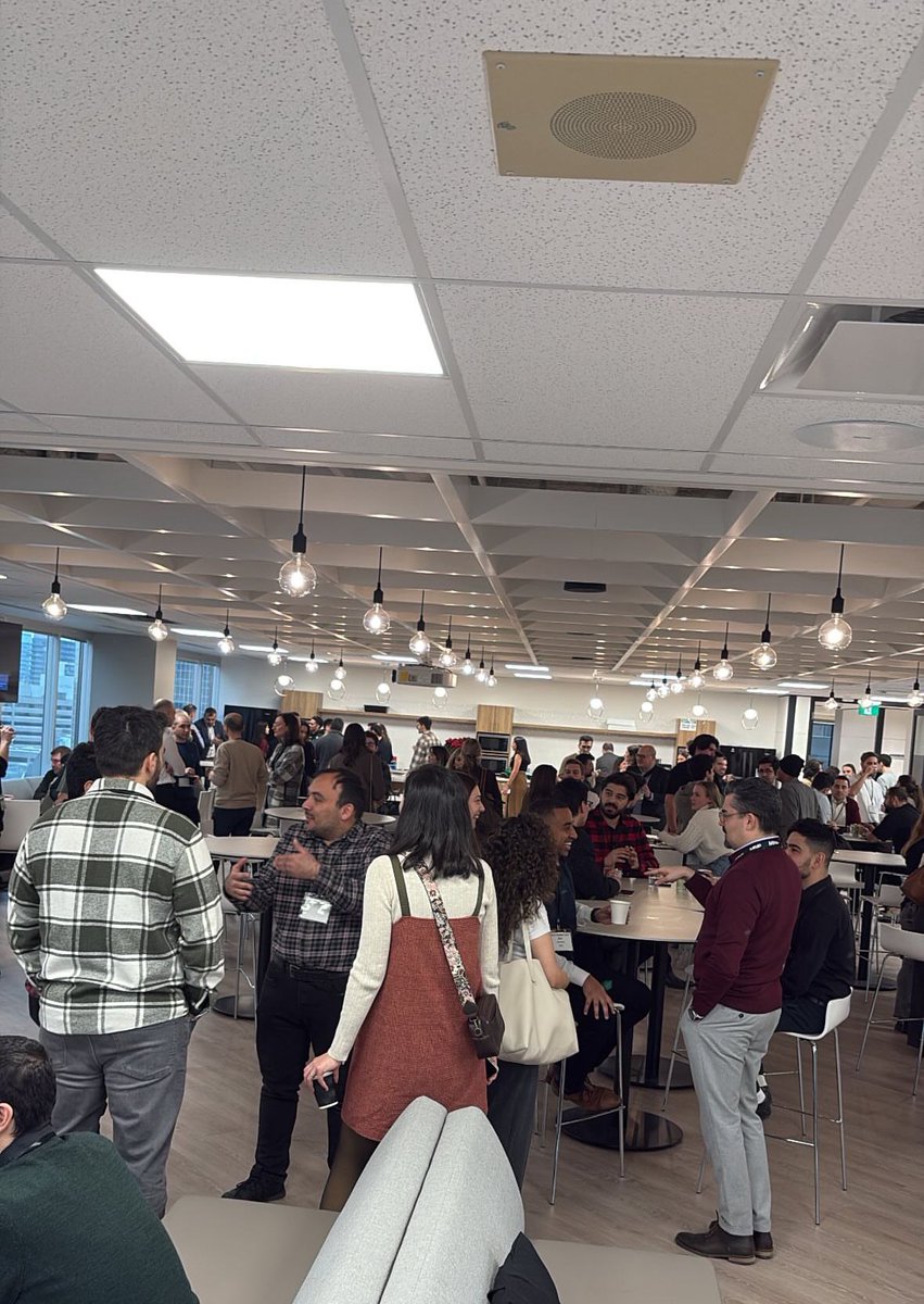 TC_TorontoBK's tweet photo. "Turks in Tech" held the "Tech Summit". 

The event provided an efficient venue to evaluate recent trends in technology, and role of Turkish tech communities in the global eco-system. 

"CTBC WoN", "SoTEAC" and "Canadian - Turkish IT Community" supported the event. https://t.co/ZTaickOovC