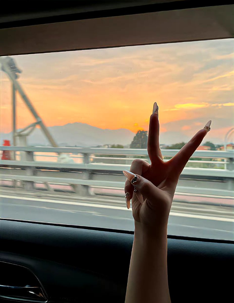 果冻小姐 tweet media