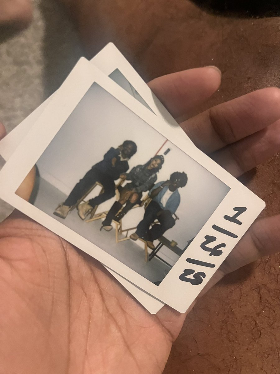 yn_aemir's tweet photo. me n gang had a lil shoot tdy https://t.co/Gu3ZOalCml