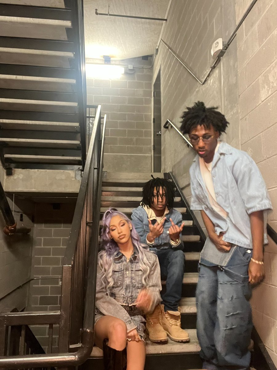 yn_aemir's tweet photo. me n gang had a lil shoot tdy https://t.co/Gu3ZOalCml