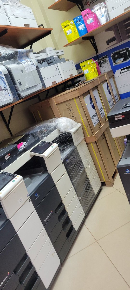 samuelBugingo2's tweet photo. @AKasingye For quality printer sales and repair 0702584569 or visit us at nkrumah road Sal Building Upper Ground floor room ug35 https://t.co/wFblZWYNAT