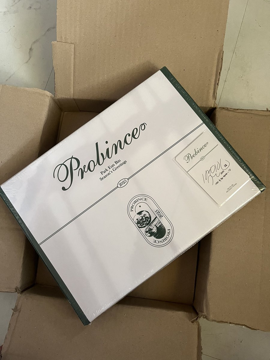 eunbunny0904's tweet photo. 2025 is gonna be a great year! Park Eunbin's Probince Season's Greetings is here! 🐰🍀
A big thanks to @kdramerchph for this giveaway! 🩷💚
#ParkEunBin #박은빈
#kdramerchphga https://t.co/0VrDz7vp4x