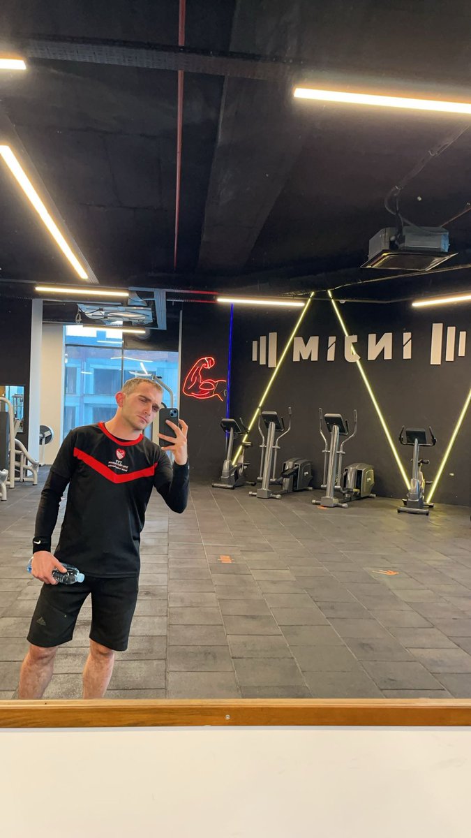 Oğuzhan Kuda (@kudaoguzhan) on Twitter photo Günaydın ;)
GYM 💪🏻 Günaydın ;)
GYM 💪🏻