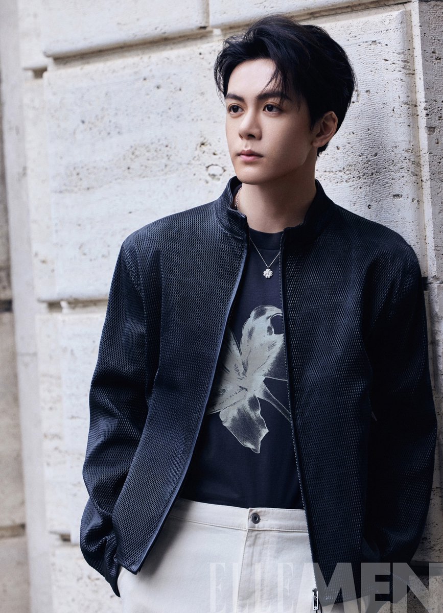 #ZengShunxi for ELLEMEN China x Emporio Armani 

More - m.weibo.cn/status/5127397…