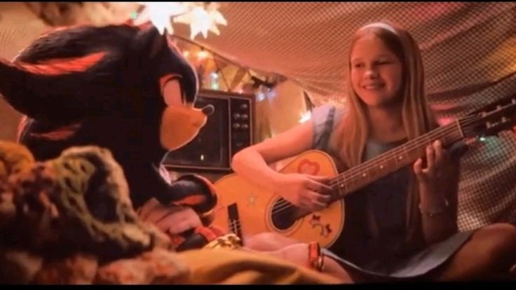 syleouch's tweet photo. i really loved the idea of shadow being a big softie with cream in archie comic and the speculation of him seeing resemblance between cream &amp; maria reminded me how maria draws shadow with rabbit face in sonic 3, pretty sure they also included this reference for the movie https://t.co/Tvelko9O8w