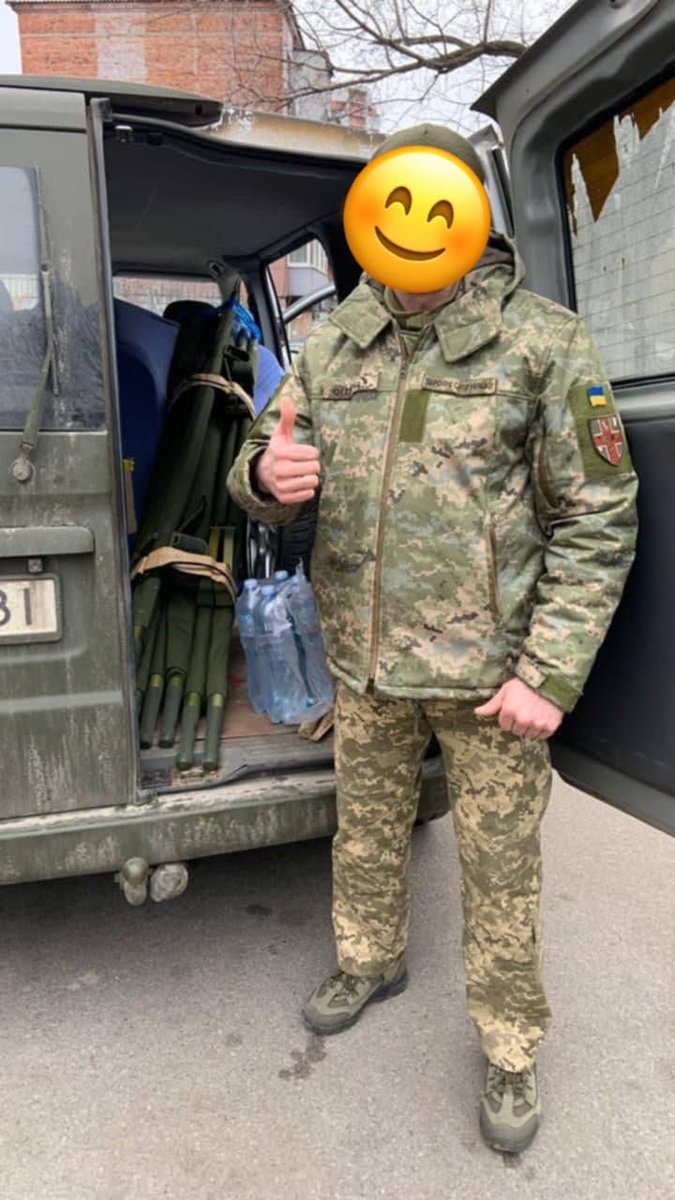defendukraini's tweet photo. 1/25/2025 eastern Ukraine
(we can't say where)
๐จ๐ฆโค๏ธ๐บ๐ฆ
3rd Separate Assault Brigade medics
(offshoot of the legendary Azov)
getting more of our NATO-grade field stretchers
from Vancouver,Canada
container 17 #ProjectInvincible
๐ Ukraine In Armor
our warehouse logistics partners https://t.co/VquJVXhPy5