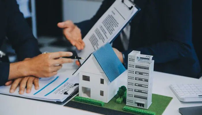 TycoonStoryCo's tweet image. Looking to sell your Business Real Estate Note? 

Discover actionable strategies to maximize your returns, navigate market trends, &amp;amp; simplify the process. 

Get insights here! ⬇️
tycoonstory.com/the-comprehens…
#realestatenotes #businessfinance #realestate #financetips @Debexpert_com