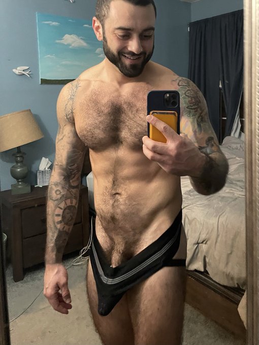 Watch Drew Valentino ❤️🐽's leaked NSFW photo on TwXstars