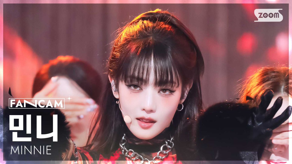 [📽#안방1열직캠] 민니 - HER

#인기가요 #민니 #MINNIE #HER <a href="/G_I_DLE/">조명철</a>

📌youtu.be/LmMjYlFmkE8