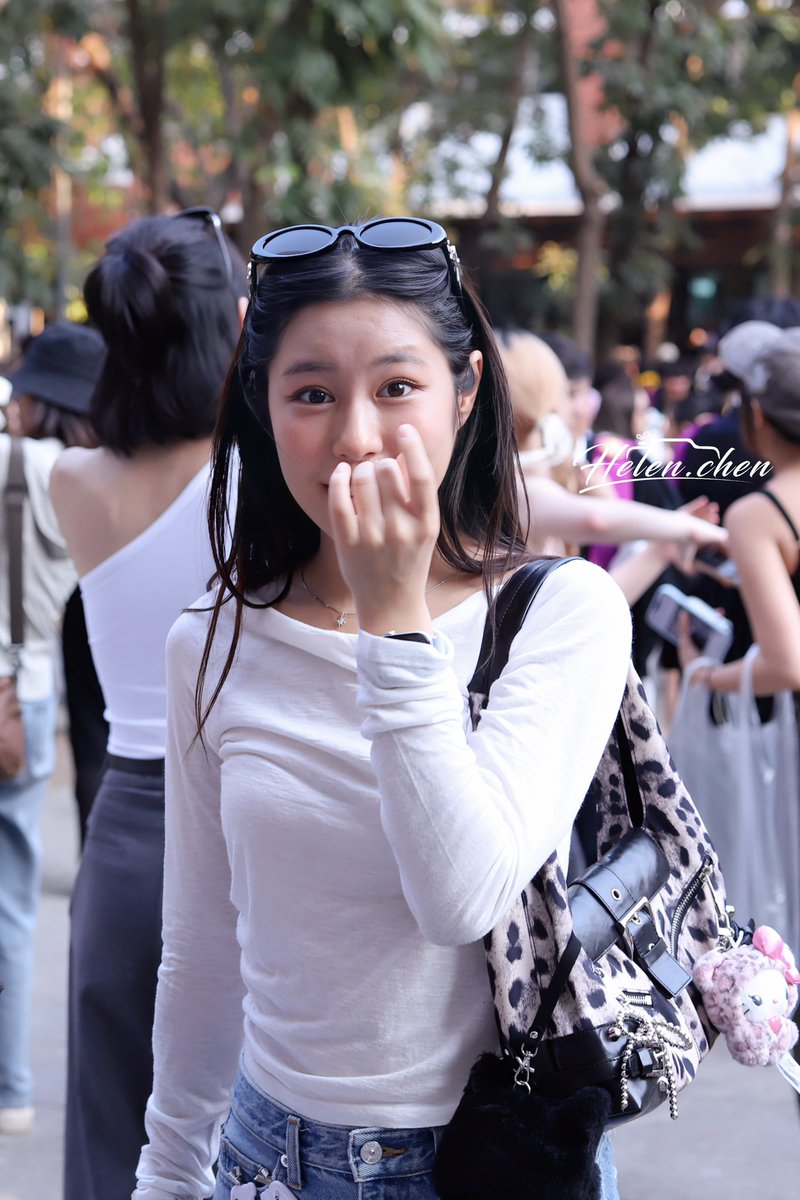 HelenChen144478's tweet image. 知性大姐姐
#ciizezphr #CiizeRutricha
#noonebutsis @Ciize155cm