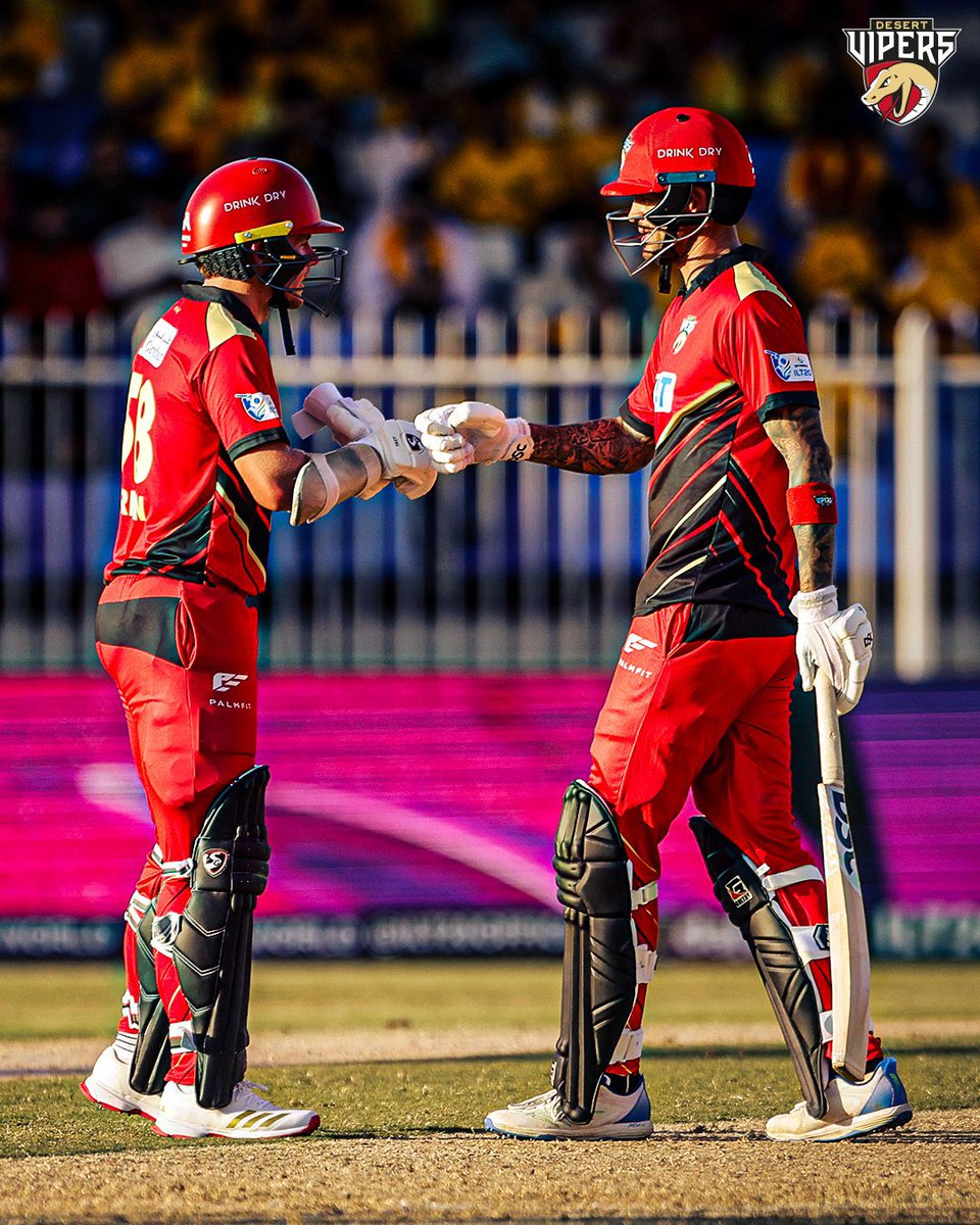 Sam Curran tweet media