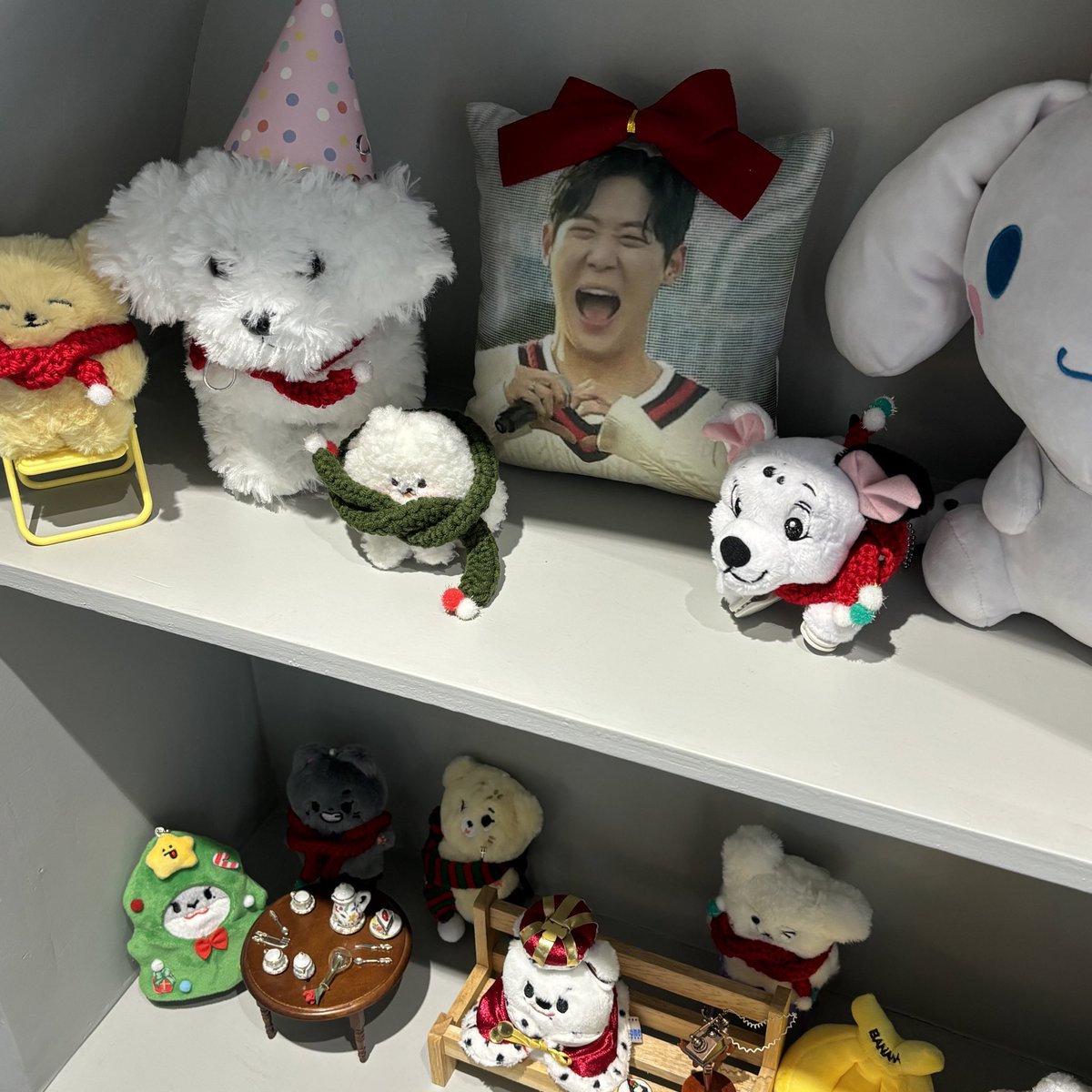 𝐖𝐢𝐧𝐭𝐞𝐫 𝐖𝐚𝐥𝐭𝐳 포스터를 보자마자 저는 이곳의 분위기에 반해버렸고! 방문할 날만을 기다리고 있었어요!!! 따뜻하고 포근하게 꾸며주신 이곳 분위기가 가슴이 시리도록 아름다운 목소리를 가지고 미소가 부드러운 승원이와 너무 잘 어울리잖아아🤍🤍🤍 예쁘고멋지고귀여운 승원이에