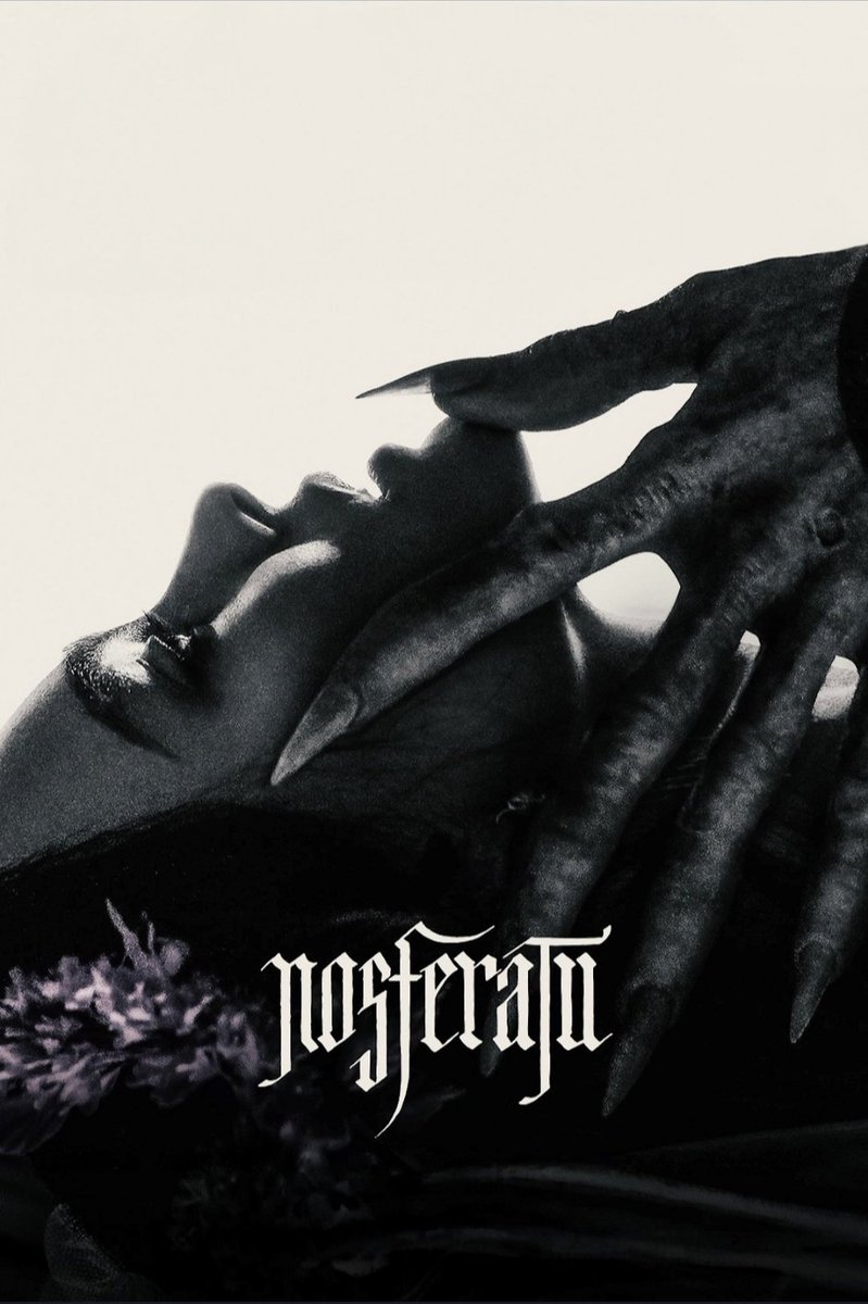 iamdani717's tweet photo. Primer película del año ✅

4/5⭐

Con ya un sello característico del director, Nosferatu es una película cinematográficamente bella que aunque no alcanza la perfección es otro gran añadido a su filmografía👌
#nosferatu https://t.co/G1Q25XY9wi
