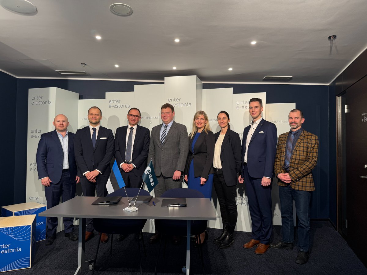 CybExer Technologies (@cybexertech) on Twitter photo CybExer has been named as a Key Technology Partner of the European Space Agency - <a href="/esa/">European Space Agency</a> 🛰️
Our team will bring the expertise in cyber range platforms to develop a new Space Cyber Range (SCR).
Read more about the exciting project: cybexer.com/news/key-techn… CybExer has been named as a Key Technology Partner of the European Space Agency - <a href="/esa/">European Space Agency</a> 🛰️
Our team will bring the expertise in cyber range platforms to develop a new Space Cyber Range (SCR).
Read more about the exciting project: cybexer.com/news/key-techn…