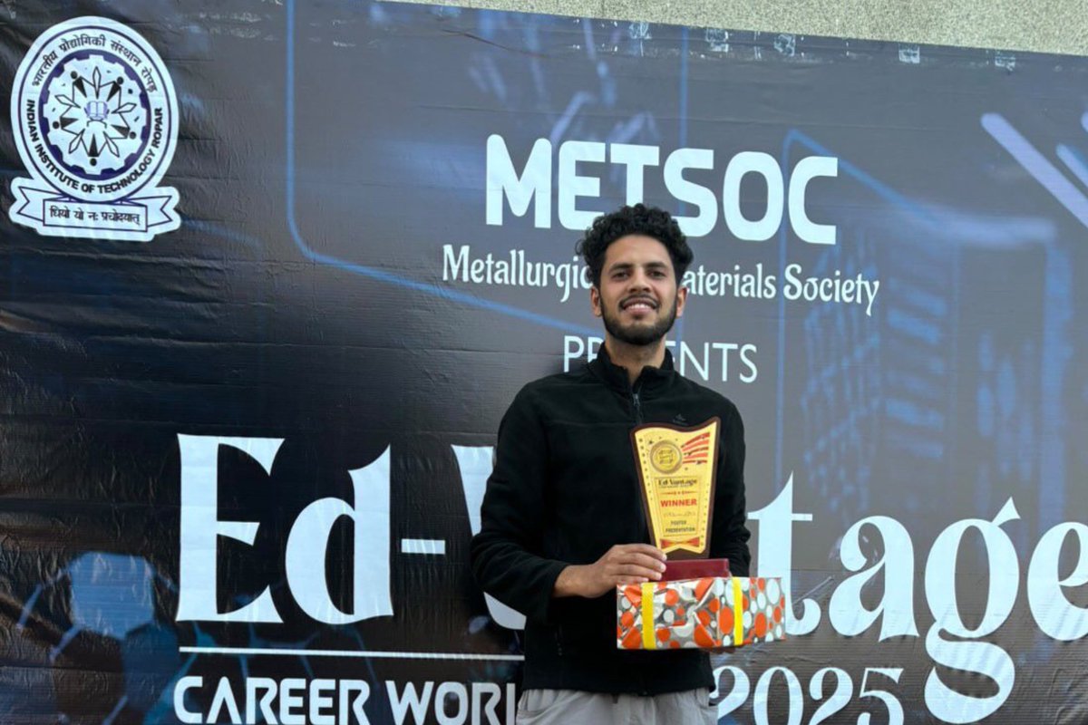 iitrpr's tweet image. Junaid Malik, a PhD scholar in #BiomedicalEngineering at #IITRopar wins the Best Poster Award at the Ed-Vantage Career Workshop 2025 by MetSoc! 

This marks his 6th national/international accolade during his PhD.

Congratulations, Junaid, on this incredible achievement! 👏