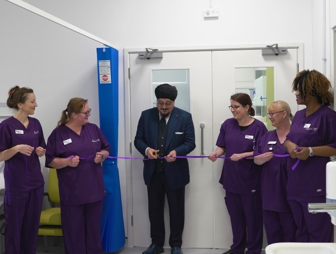 Aston University PR (@astonpress) on Twitter photo ✂️|<a href="/AstonUniversity/">Aston University</a> Chancellor <a href="/DrWouhra/">Dr Jason Wouhra</a> has opened new £1.5m hospital wards for teaching
🛌The wards will be used by nursing, physician associate, pharmacy & medical students
🏥There are realistic manikins, hospital furniture, and an immersive room
👉tinyurl.com/3h3d2wf3 ✂️|<a href="/AstonUniversity/">Aston University</a> Chancellor <a href="/DrWouhra/">Dr Jason Wouhra</a> has opened new £1.5m hospital wards for teaching
🛌The wards will be used by nursing, physician associate, pharmacy & medical students
🏥There are realistic manikins, hospital furniture, and an immersive room
👉tinyurl.com/3h3d2wf3