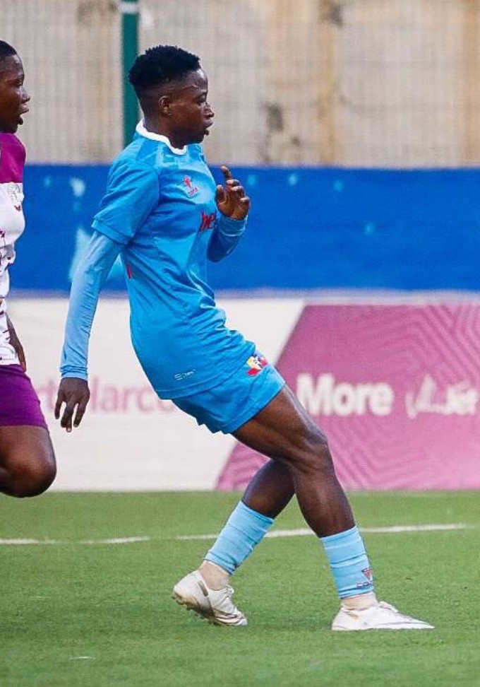 National Product !

Meet Bashiru Kafayat Omojoboy, a present player of Remo Stars Ladies playing in the attack role.

She is in her top form and continues her impressive display with the Ikenne based ladies.

Success all the way.