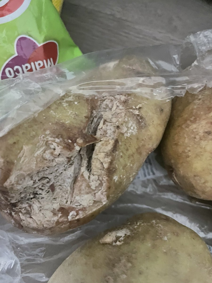 BarbieUK1's tweet photo. @AsdaServiceTeam I bought these yesterday!! How do I complain. I’m not travelling to take them back for a refund https://t.co/rqXO3q3nWn