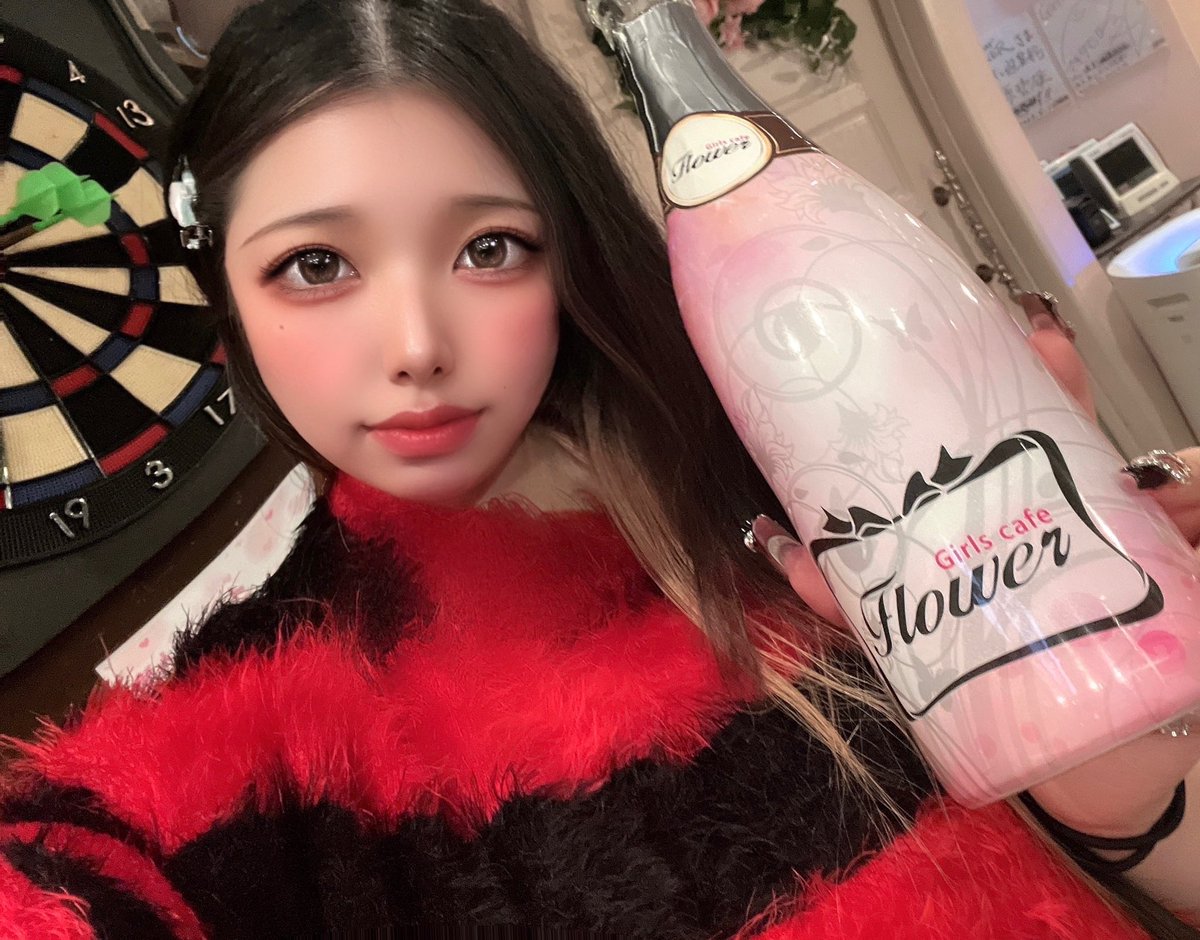 Karen_Yakezake's tweet photo. 店オリありがと〜✌️🐞

#自撮り界隈  #自撮り界隈さんと繋がりたい #いいね返し #美男美女さんと繋がりたい #いいねした人全員フォロー  #いいねした人全員フォローする  #1mmでもいいなと思ったらいいね #コンカフェ   #コンカフェ好きと繋がりたい  #コンカフェ嬢    #推し活  #アイドル #コスプレ https://t.co/6ayiVHri3q