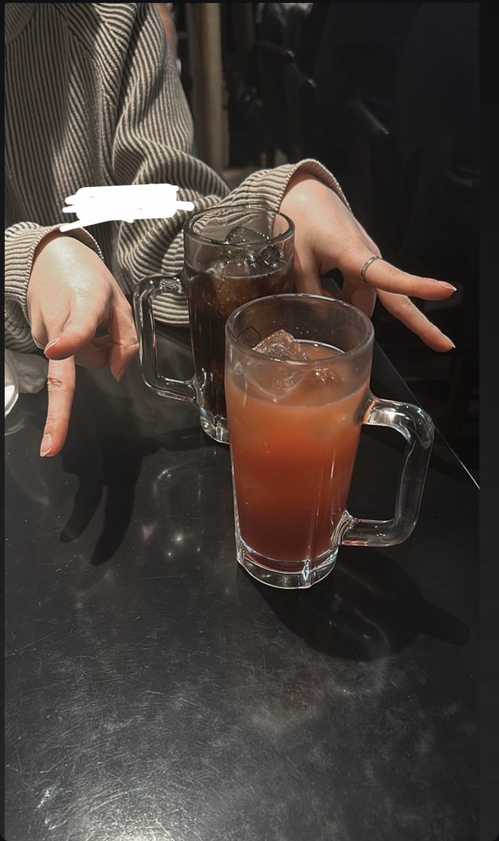 やにーも tweet media