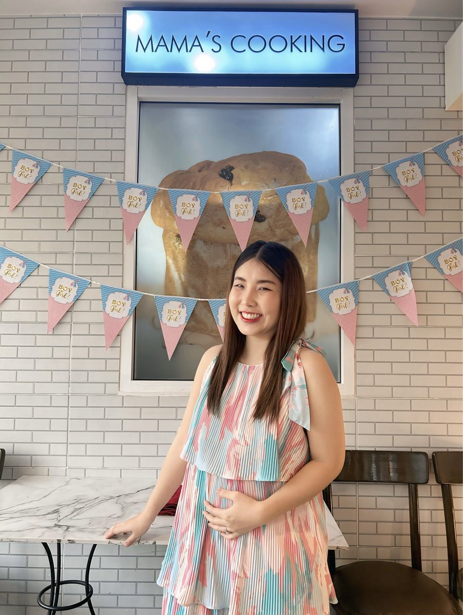 Aumikaa's tweet photo. น้ำหนักขึ้น 10 โลแล้วแม๊!!!
เป็นการอ้วนในเว่อชั่นที่ชอบที่สุดเลย https://t.co/Y5Gs1Yeo65