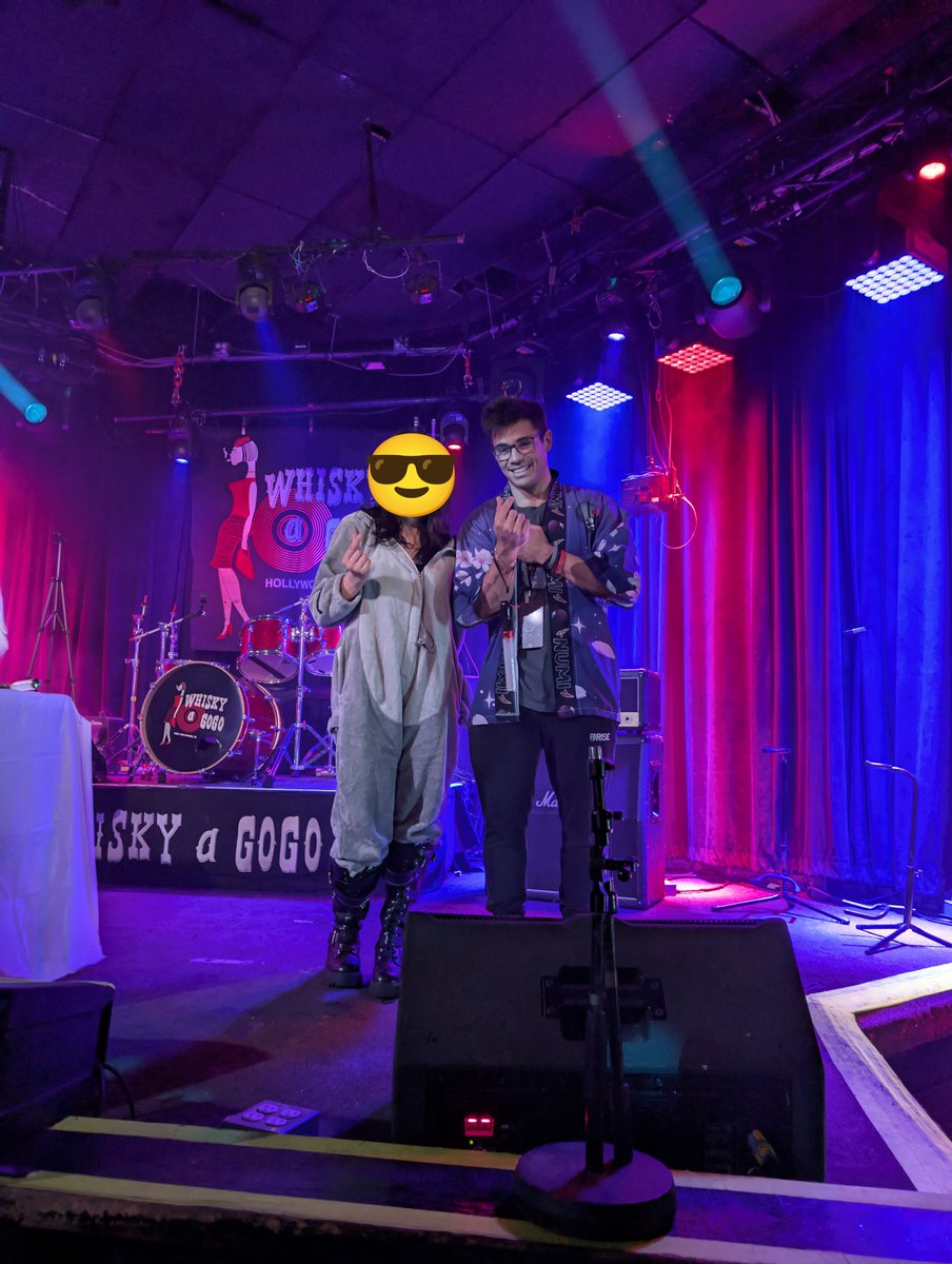 Cryogeniic's tweet photo. The concert was an absolute banger 👏
I had an amazing time meeting new people and reconnecting with old ones. Super proud of Numi and everyone that helped make the concert come together 💜 https://t.co/mqLsRhtbjJ