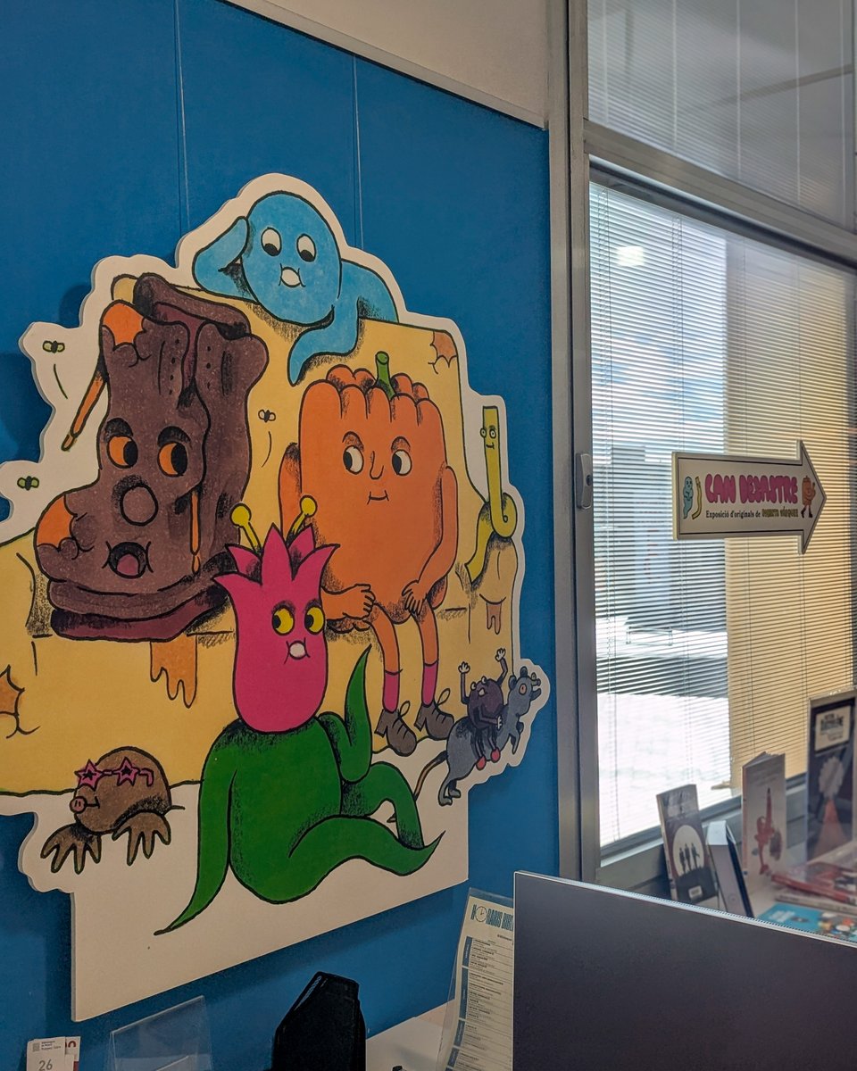 🟠Ja podeu visitar el NOU #TerritoriMutant 'Can Desastre' de Roberta Vázquez! 
Els originals del còmic Can Desastre de  <a href="/robertavazquezz/">Roberta Vázquez</a> (<a href="/BlackieBooks/">Blackie Books</a>).
Un còmic tan familiar com Friends. Tan entranyable com Plats Bruts. Tan hilarant com Bob Esponja.
Fins al 17 de març!