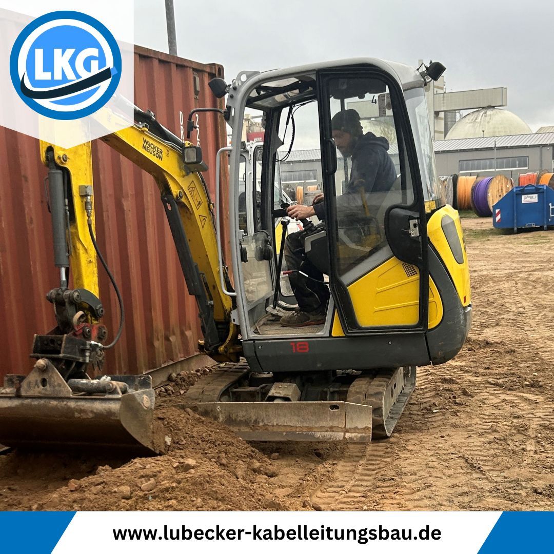 luebeckerkabel's tweet image. 🌟 Auf einen starken Start in die Arbeitswoche! 🌟

Mit frischer Energie und neuer Motivation starten wir in die kommende Woche. Lasst uns gemeinsam die Herausforderungen meistern und unsere Ziele erreichen! 💼💪 
——————————————
#GutenStart #MotivationMontag #Arbeitswoche #LKG