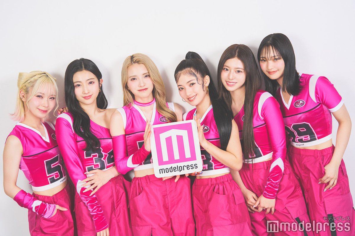 modelpress's tweet photo. ［PR］
／
1月25日デビュー💖
moxymillさんサイン入りチェキを3名様に🎁
＼
1⃣ @modelpress ＆ @moxy_Official_ 
2⃣この投稿をリポスト

2/6（木）正午〆切

🔻インタビュー
https://t.co/nwOPs2DHnI

#モクシーマイル #moxymill #mm https://t.co/v0Uyrka9NN