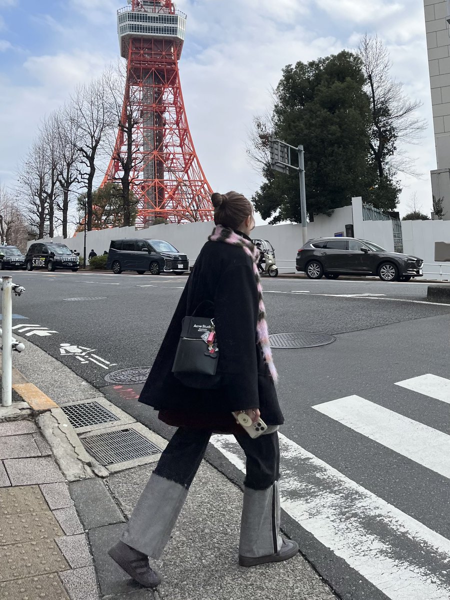 9813_na's tweet photo. 👧🏼🧣 https://t.co/2tcxrZAnSv
