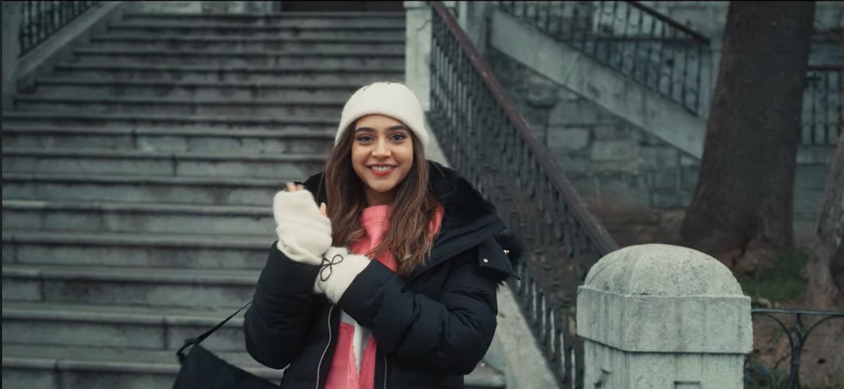 NazarLaaye's tweet image. #NitiTaylor • #TareefanFtNiti