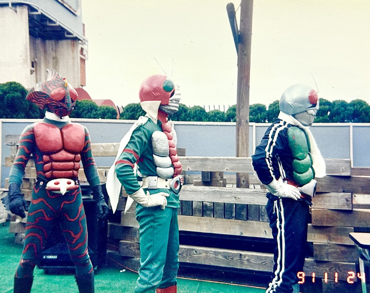 白いマフラーの1号⁉️思わず偽ライダーかと思ってしまいました。1991