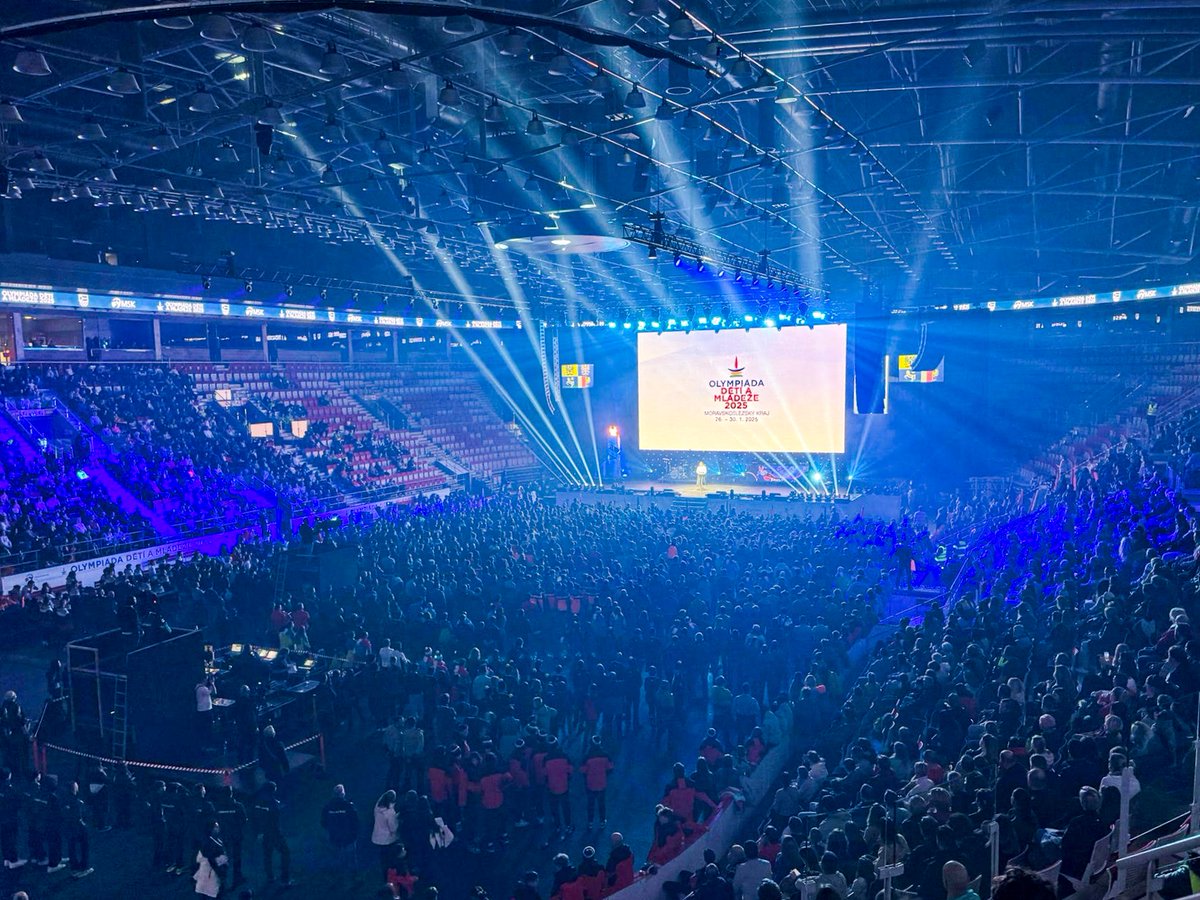 Olympiádu dětí a mládeže podporujeme už 9. rokem a máme z toho velkou radost. Tentokrát se na ni sjelo do Moravskoslezského kraje více než 1 100 sportovců, na něž po včerejším zahájení čeká 27 disciplín.

Všem účastníkům přejeme pěkné zážitky! 🤗

Foto 2x: ČOV / Jiří Zerzoň