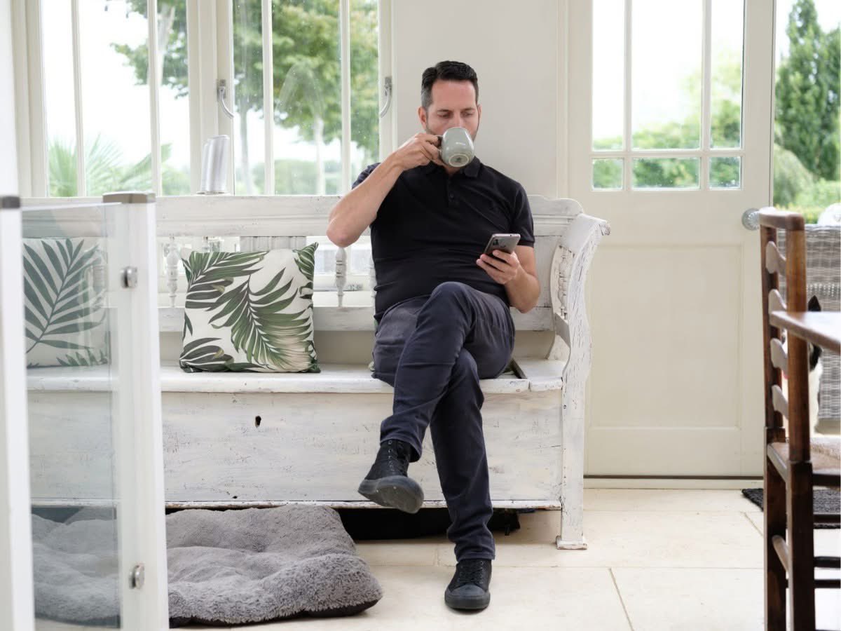 B_B_Manchester's tweet photo. One of our core values at Bright &amp; Beautiful is strict security, meaning you can relax during our visits with full confidence that your home is in good hands! 🏡 🔐 

#brightandbeautifulmanchester #housekeeping #cleaningservice #ecofriendly #strictsecurity #safehands https://t.co/5vtD4siGH2