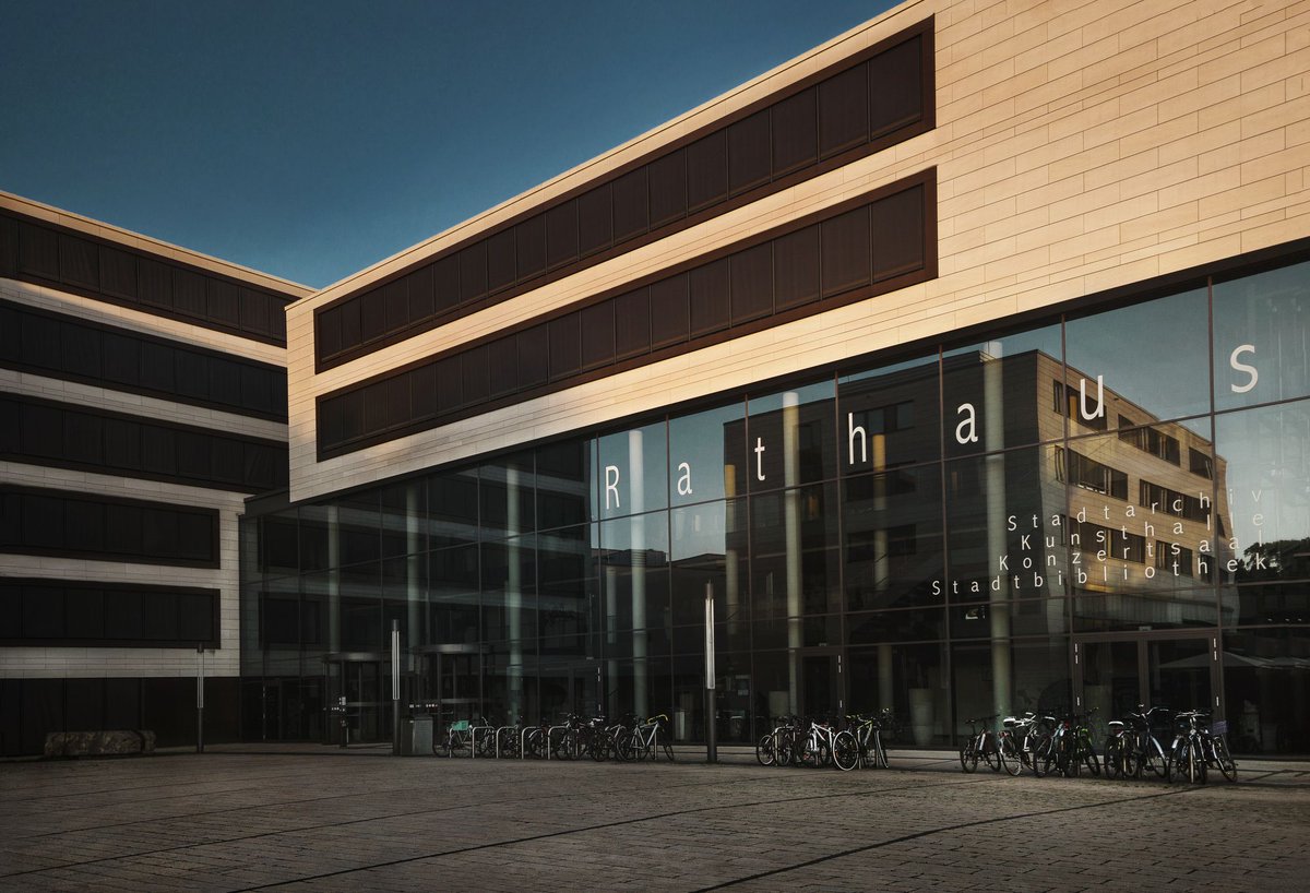 Guten Morgen #Gießen! 👋
Wir starten wieder mit unseren aktuellen #Stellenangeboten in die neue Woche. 😊
Ist der passende #Job für Sie dabei? Schauen Sie gleich rein:
➡️ giessen.de/Rathaus/Karrie…