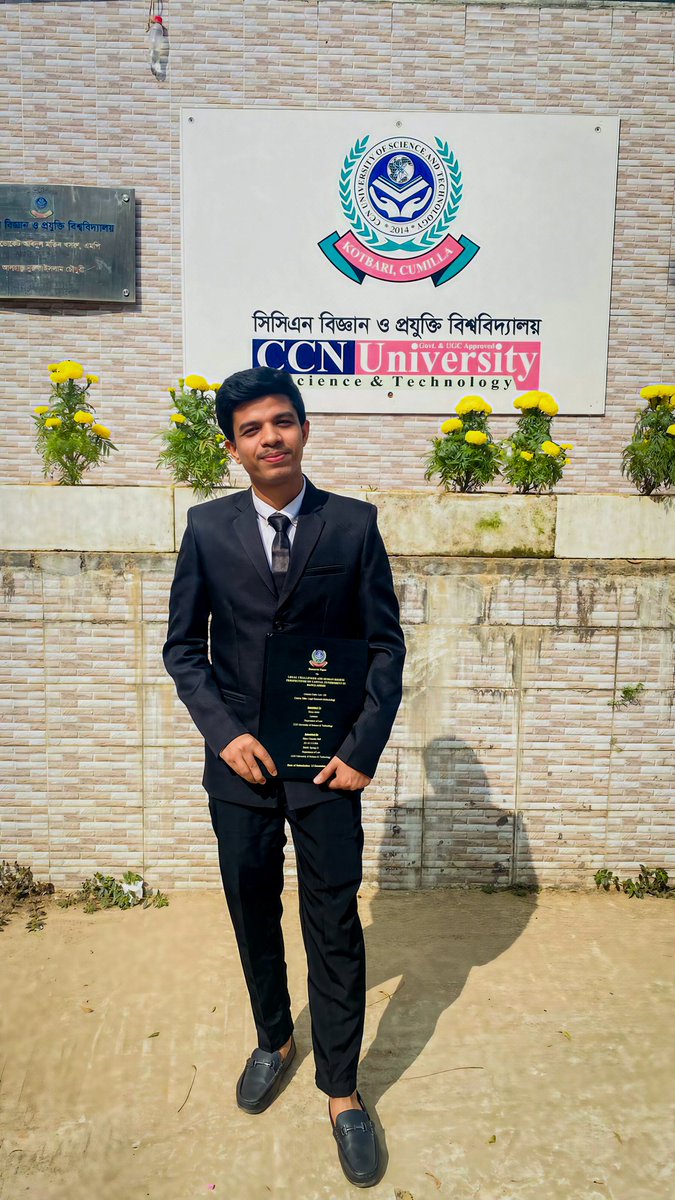 BijoyChandraShi's tweet photo. Finally graduation Done 🙏👨‍🎓

I express my gratitude to the great creator 🖤🙏

I will never be able to repay the debt of my parents for coming this far.
Starting from primary school to university life https://t.co/sBQEwxkm2y