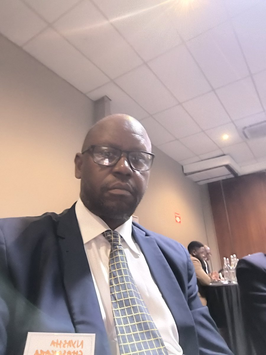 TechWorldCafe's tweet image. I am attending an @FSDAfrica @IPECZW @cenfri_org @UKinZimbabwe R3lab workshop on innovation in Zimbabwe&apos;s insurance industry. Insurance and tech can help the industry grow. Well done for putting this together. #insuretech #innovation #startupzimbabwe @HarareHub