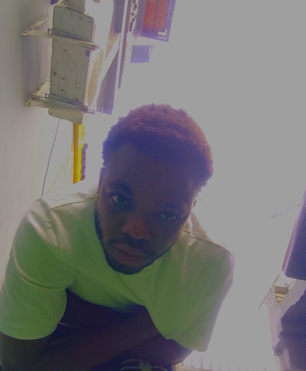 mydeezo's tweet photo. MY-DEEZO https://t.co/rA7N6l1DWn