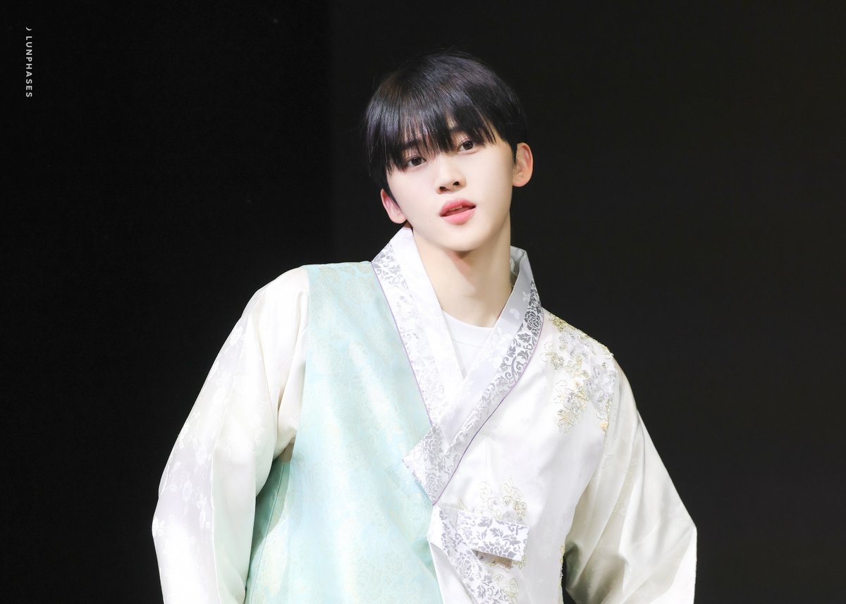 LUNPHASES's tweet photo. 240920
#루네이트 #LUN8 #ルネイト
#도현 #DoHyun #ドヒョン https://t.co/1Ti6GsHV4r